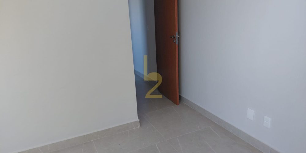 e3dd7ab7-e62b-48f3-ad80-11c593b7c024